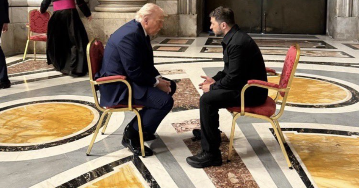 web-detona-gafes-de-donald-trump-no-velorio-do-papa:-‘narcisista’