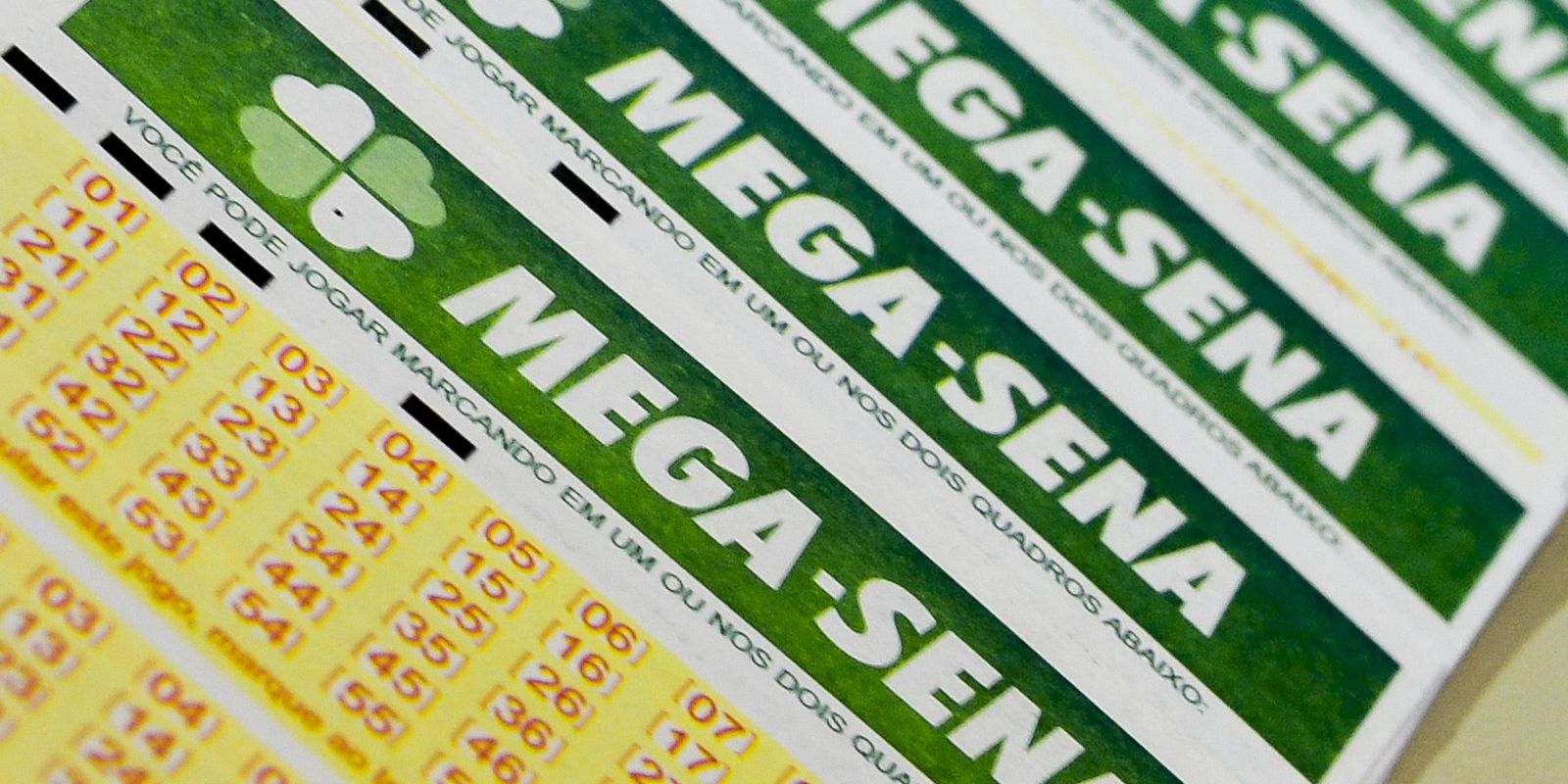 mega-sena-acumula-e-premio-para-o-proximo-sorteio-vai-a-r$-45-milhoes