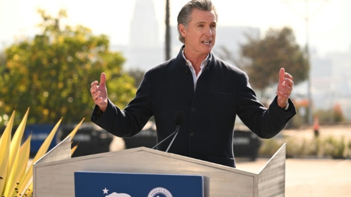 california-recorre-a-justica-para-reverter-as-tarifas-de-trump