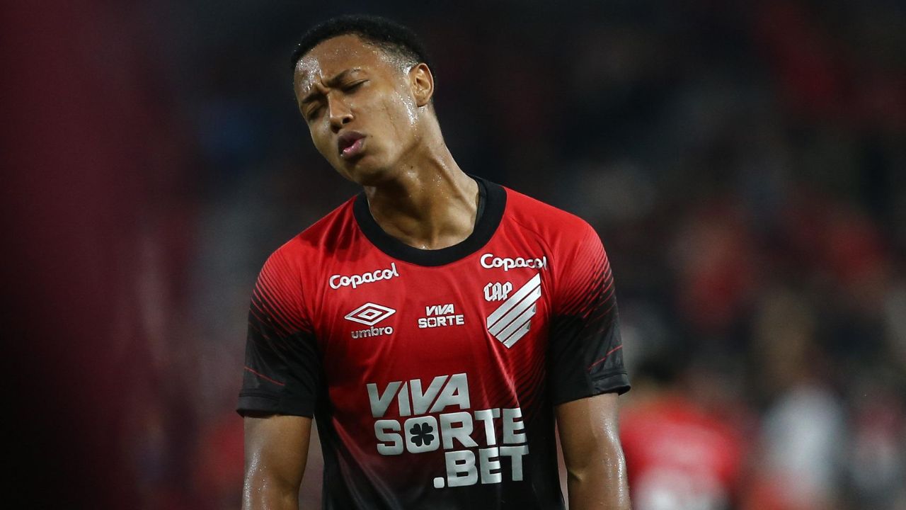 vitoria-do-athletico-com-sofrimento-garantido-para-a-torcida