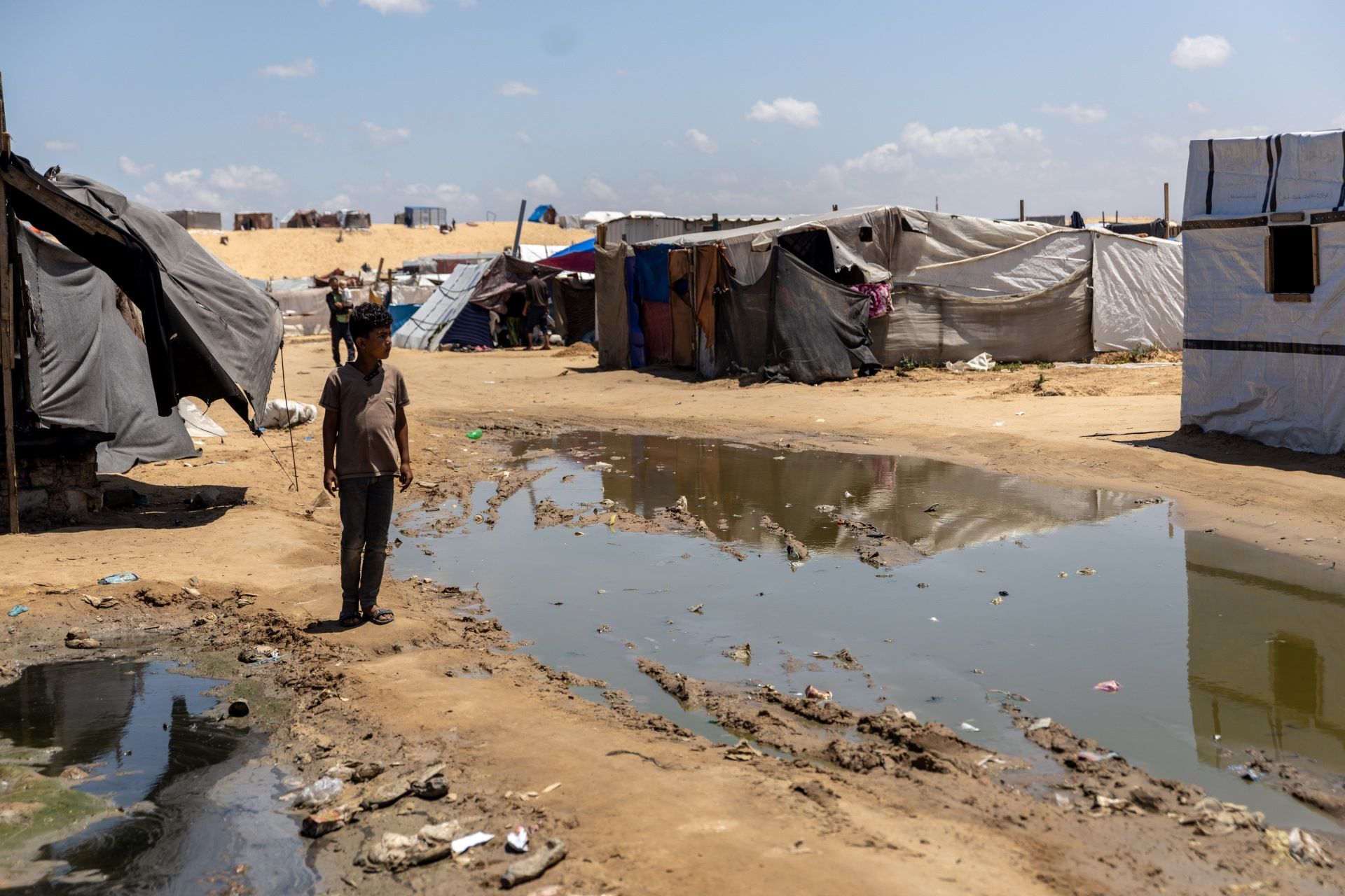 cortes-dos-eua-em-ajuda-internacional-podem-agravar-crises-humanitarias,-alerta-oms