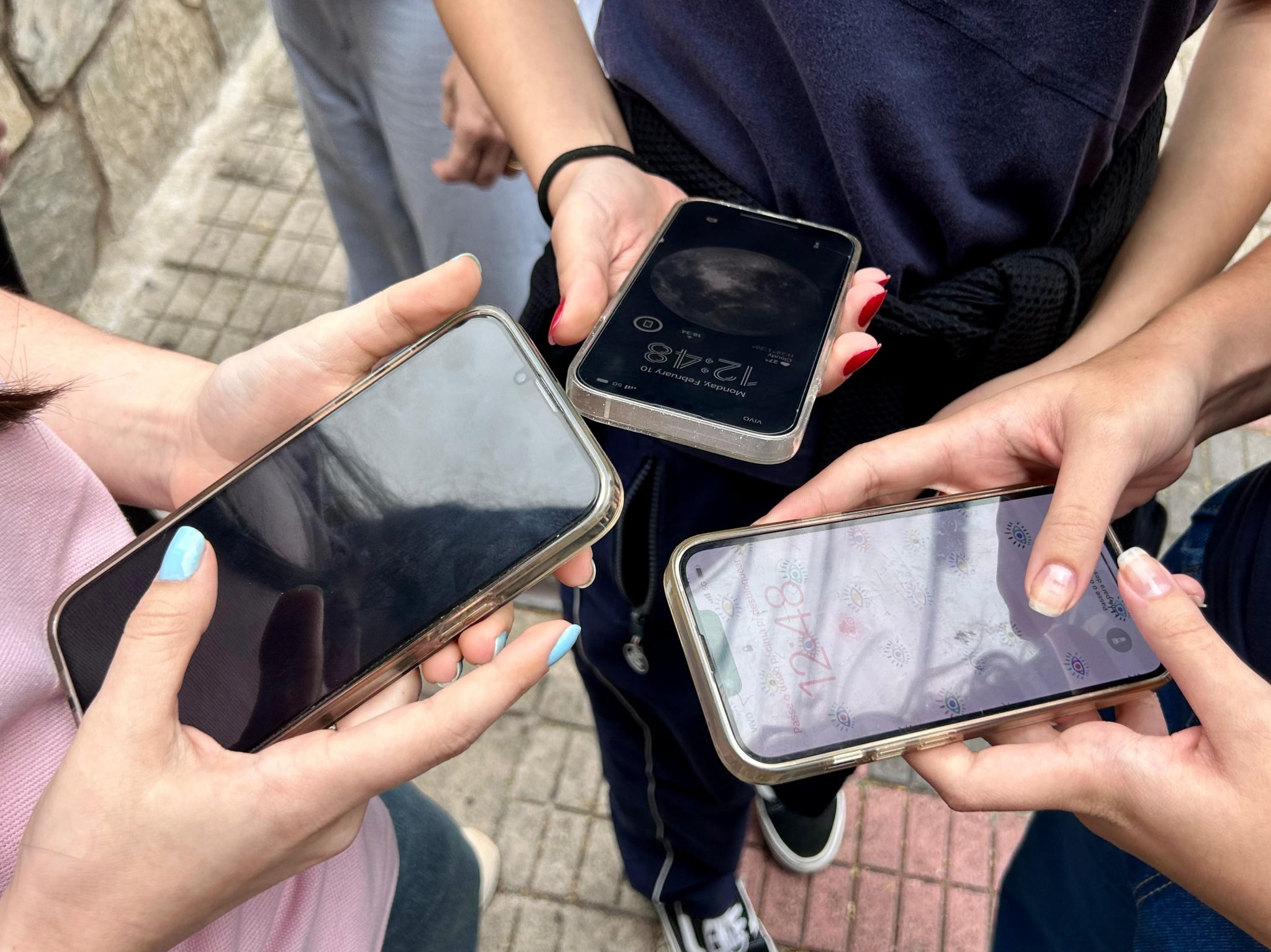 conselho-reprova-medida-radical-adotada-por-escolas-na-proibicao-de-celulares