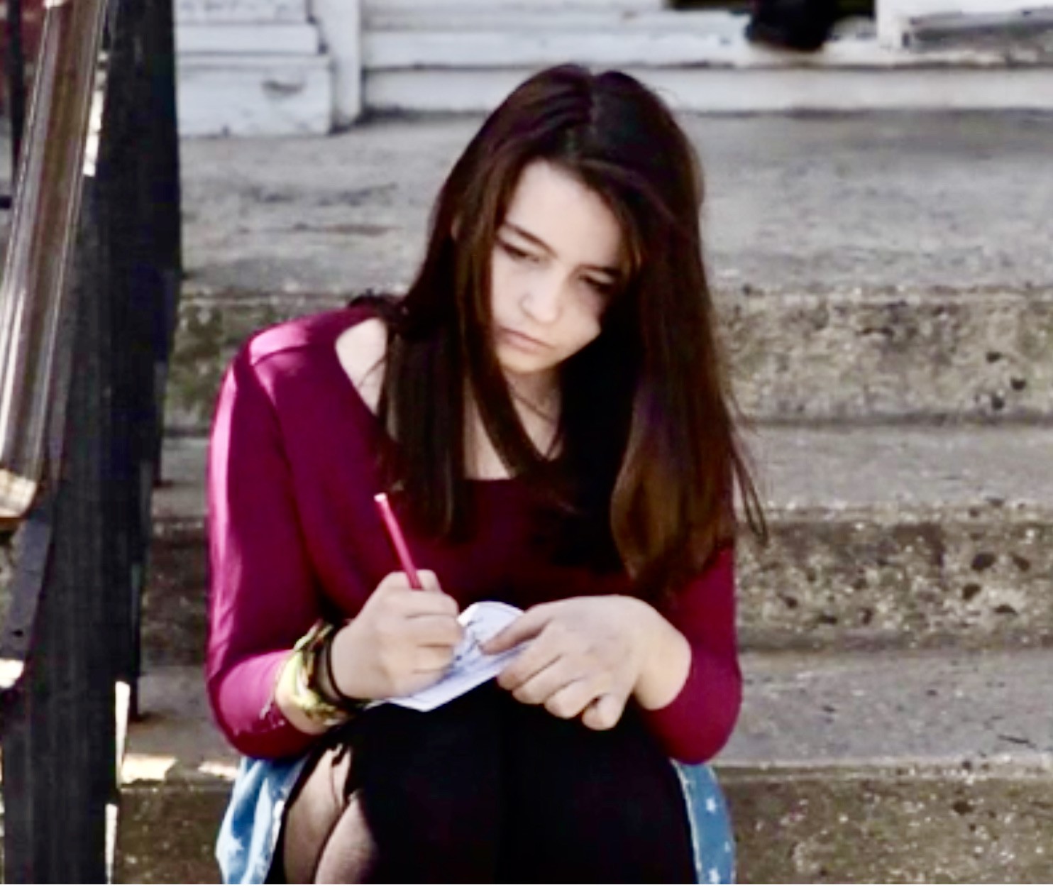 sophie-nyweide,-atriz-de-‘noe’,-morre-aos-24-anos