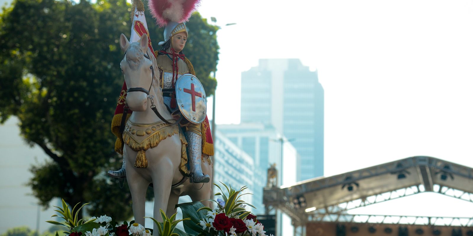 viva-maria-celebra-sao-jorge-e-sua-espada-protetora