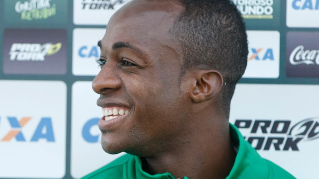 volante-do-coritiba-e-top-3-em-seleta-lista-de-estrangeiros-do-clube
