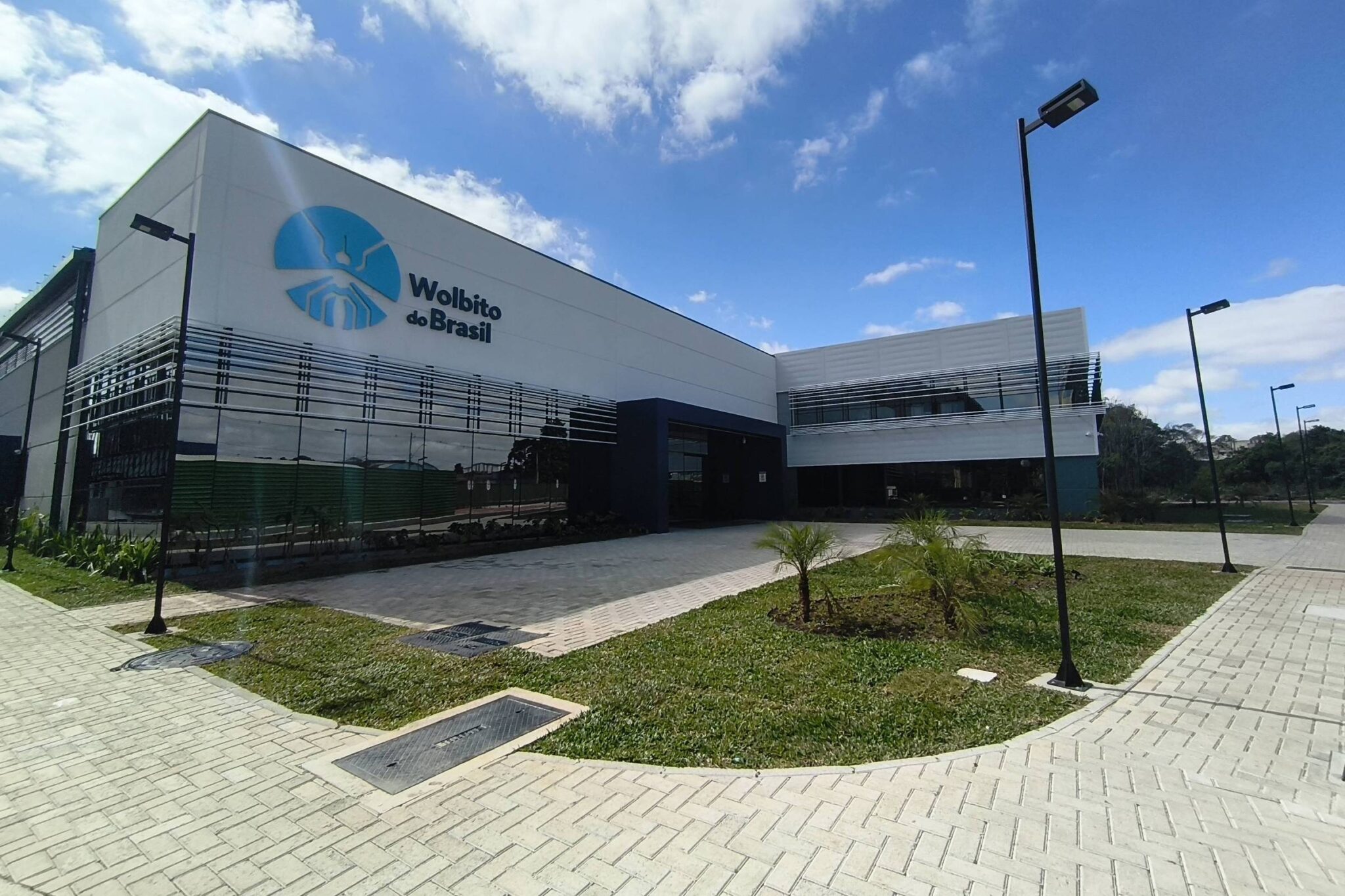 fabrica-que-desenvolve-mosquitos-usados-no-combate-a-dengue-e-inaugurada-em-curitiba