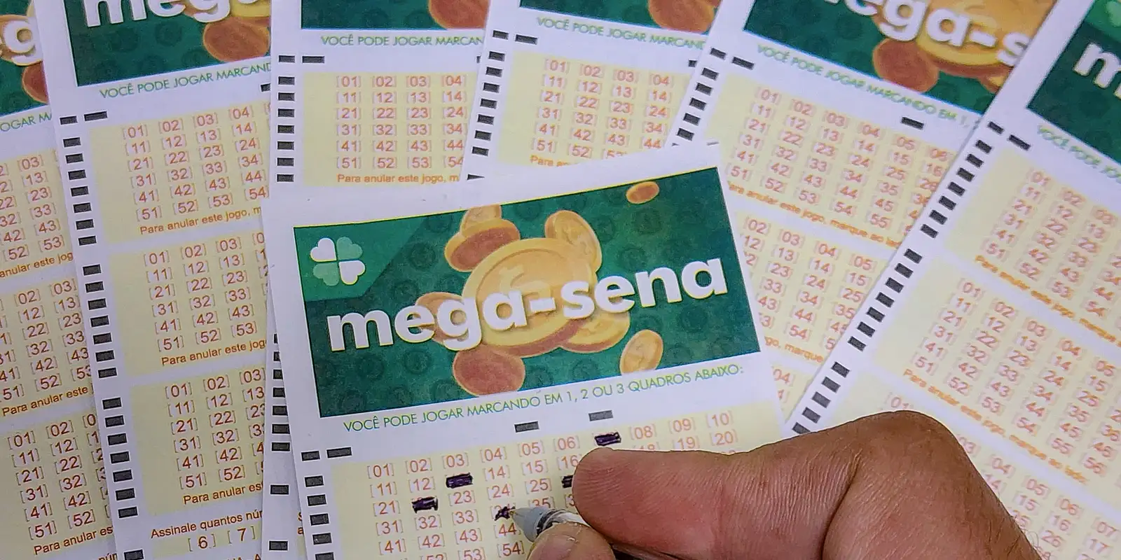 mega-sena-sorteia-neste-sabado-premio-acumulado-em-r$-42-milhoes