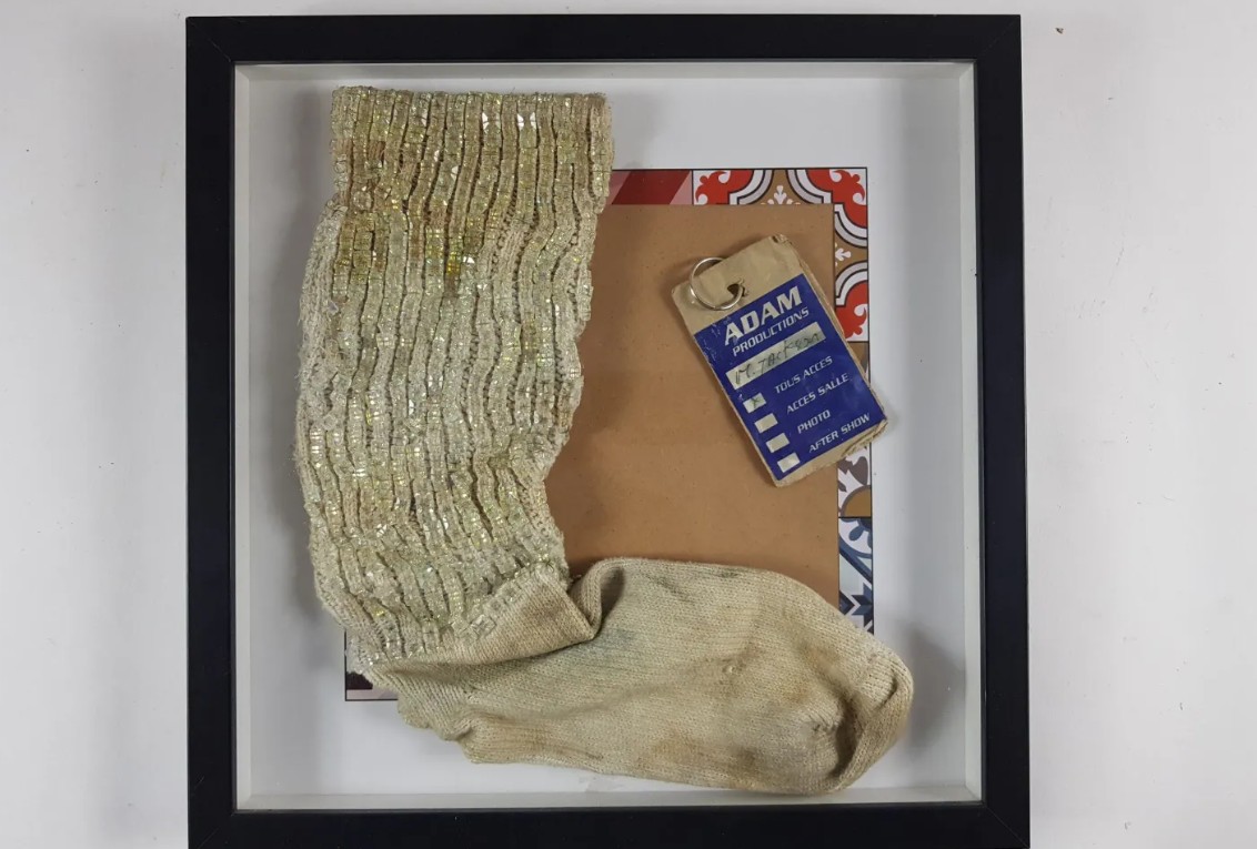 meia-usada-de-michael-jackson-e-leiloada-por-quase-r$-40-mil