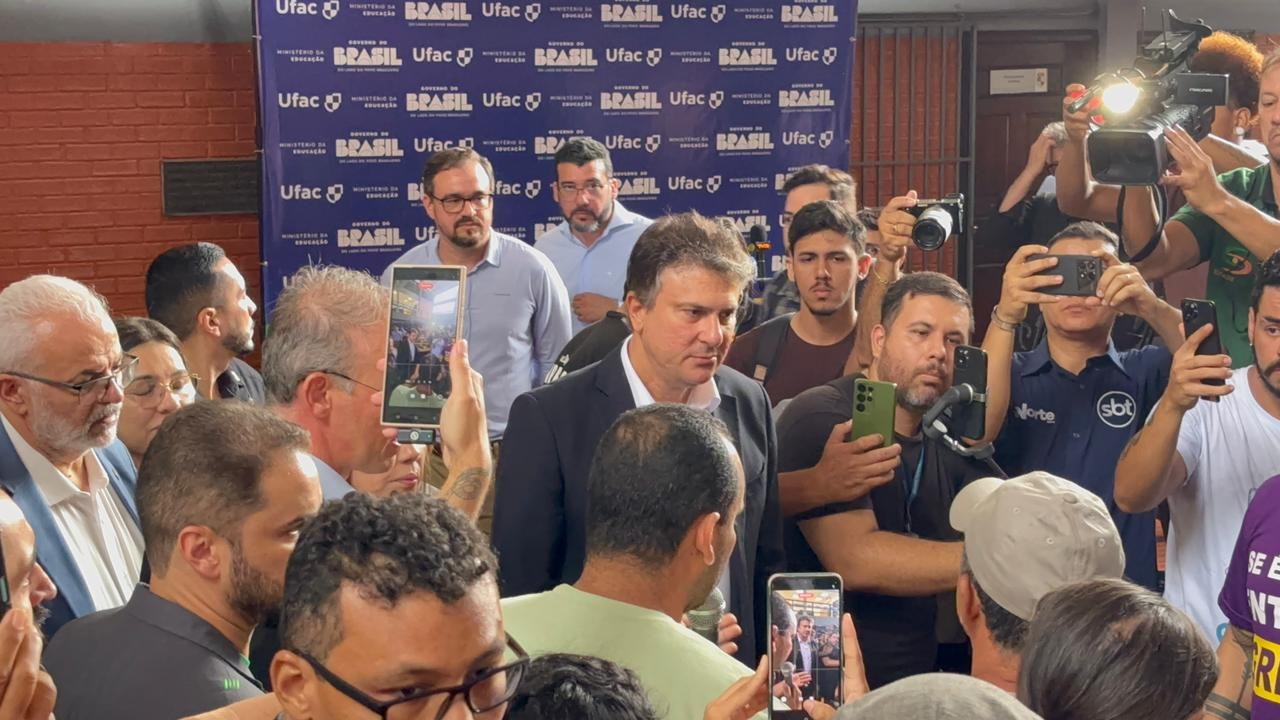 ministro-da-educacao-anuncia-r$-120-milhoes-para-ufac-e-ifac-durante-agenda-em-rio-branco