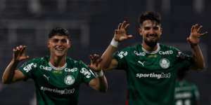 libertadores:-palmeiras-vence-sporting-cristal-e-assume-ponta-de-grupo
