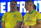 depois-de-cair-no-buraco,-flavio-joga-terra-em-cima-de-si-mesmo
