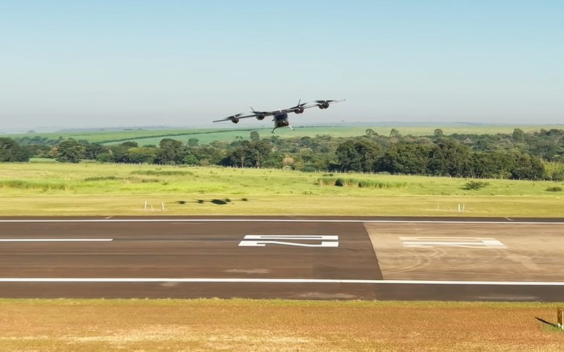 subsidiaria-da-embraer-conclui-testes-de-voo-pairado-de-seu-evtol