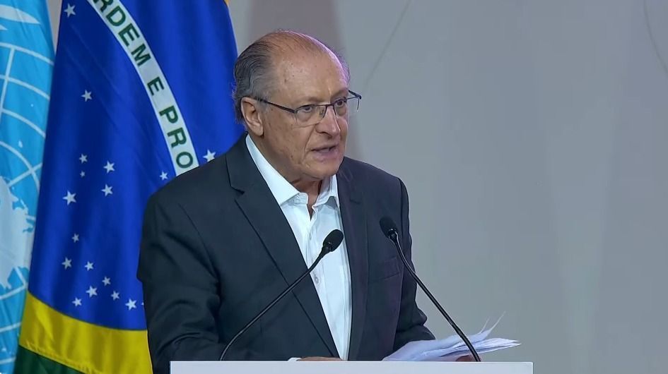 aviacao-global-vive-desafios-que-nenhum-pais-resolve-sozinho,-diz-alckmin