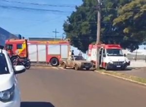 motociclista-e-passageira-ficam-feridos-apos-colisao-com-picape