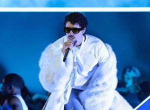 o-professor-que-decidiu-dar-um-curso-sobre-bad-bunny-em-yale-apos-ouvir-o-novo-disco-do-cantor