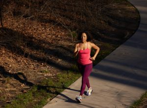 caminhada-japonesa-e-uma-tendencia-fitness-que-vale-a-pena-experimentar