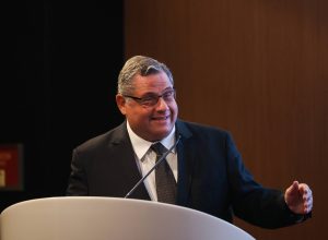 avancos-em-oncologia-no-brasil-esbarram-em-prevencao-e-diagnostico,-diz-professor-da-usp