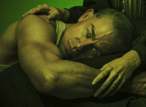 ‘monster:-a-historia-de-ed-gein’:-serie-revive-serial-killer-lendario-que-aterrorizou-os-eua