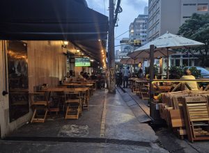 nao-e-preciso-provar-responsabilidade-juridica-de-bares-no-caso-do-metanol,-dizem-especialistas