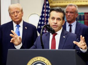 medicos-acreditavam-que-bebes-nao-sentiam-dor,-diz-livro-sobre-erros-da-medicina