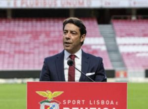 em-votacao-recorde,-rui-costa-e-reeleito-como-presidente-do-benfica