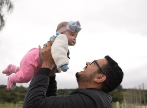 licenca-paternidade:-como-e-o-curso-do-ministerio-da-saude-para-obter-beneficio-de-20-dias