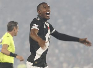joia-do-vasco-manda-recado-apos-virada-no-maracana:-“nao-desacredita”