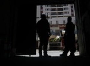 tres-dias-apos-vendaval,-mais-de-500-mil-imoveis-seguem-sem-energia-em-sp