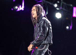 matue-da-passo-atras-com-album-‘xtranho’,-que-so-e-disruptivo-para-adolescentes;-leia-critica