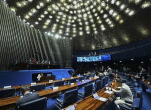 real-time-big-data:-amazonas-tem-disputa-acirrada-ao-senado