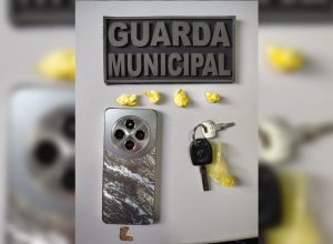 motorista-confessa-trafico-apos-cao-da-pm-achar-droga-em-carro