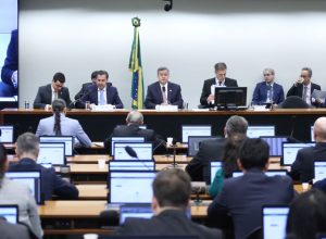 comissao-do-congresso-aprova-orcamento-de-2026