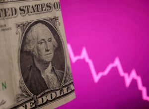 dolar-abre-em-leve-alta-nesta-segunda-feira