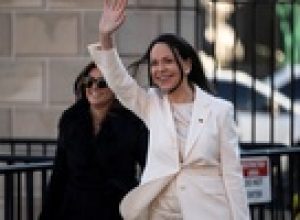corina-diz-que-entregou-medalha-do-nobel-a-trump:-‘retribuicao’