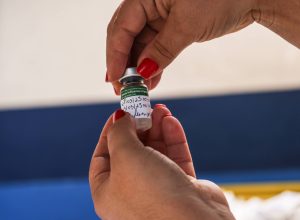 gripe-e-resfriado-avancam-rapido-antes-do-periodo-de-alta,-alerta-friocruz