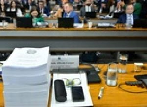 cpmi-do-inss-rejeita-relatorio-que-indiciava-e-pedia-prisao-de-lulinha