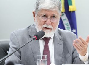 pretexto-para-intervencao-e-inaceitavel,-diz-celso-amorim
