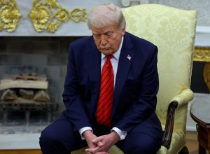 aprovacao-de-trump-cai-para-menor-indice-desde-sua-posse,-aponta-pesquisa