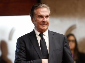 moraes-vota-para-manter-collor-preso-por-condenacao-na-lava-jato,-mas-gilmar-suspende-julgamento